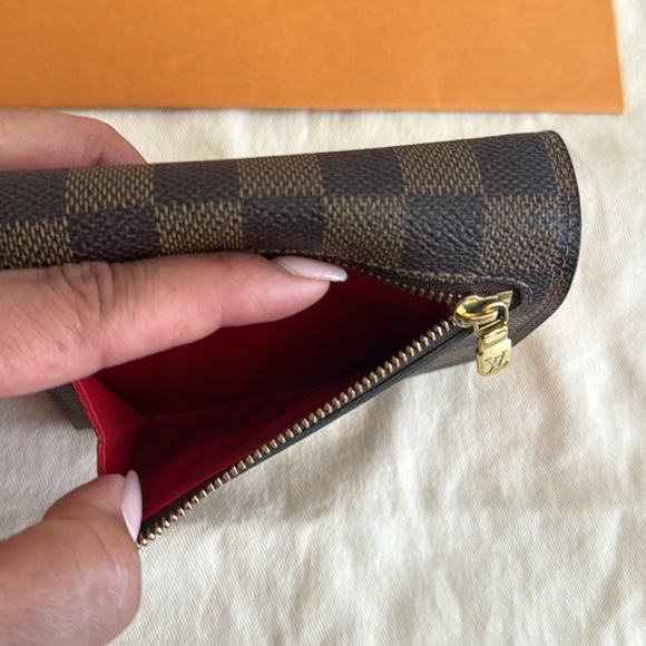 Louis Vuitton Koala compact Wallet - Picture 3 of 11